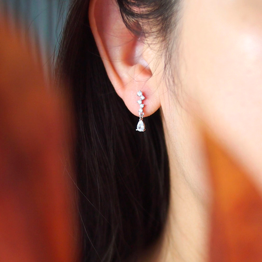 Arva Atlas Cascade Earrings in Silver (925 Silver)