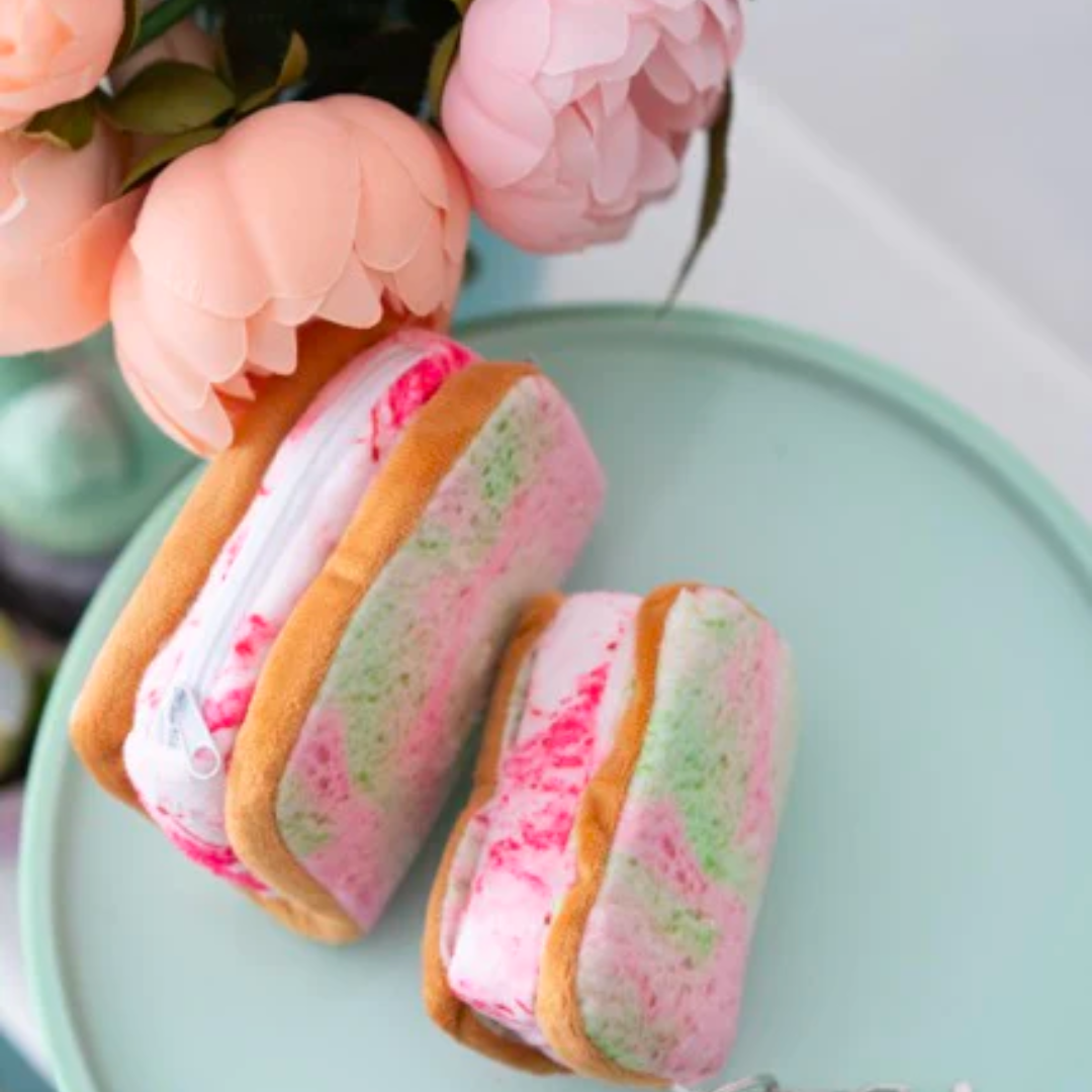 NOM - Coin Pouch - Ice Cream Sandwich