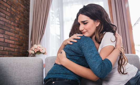 How to comfort someone who lost a loved one - The Dos and Don’ts