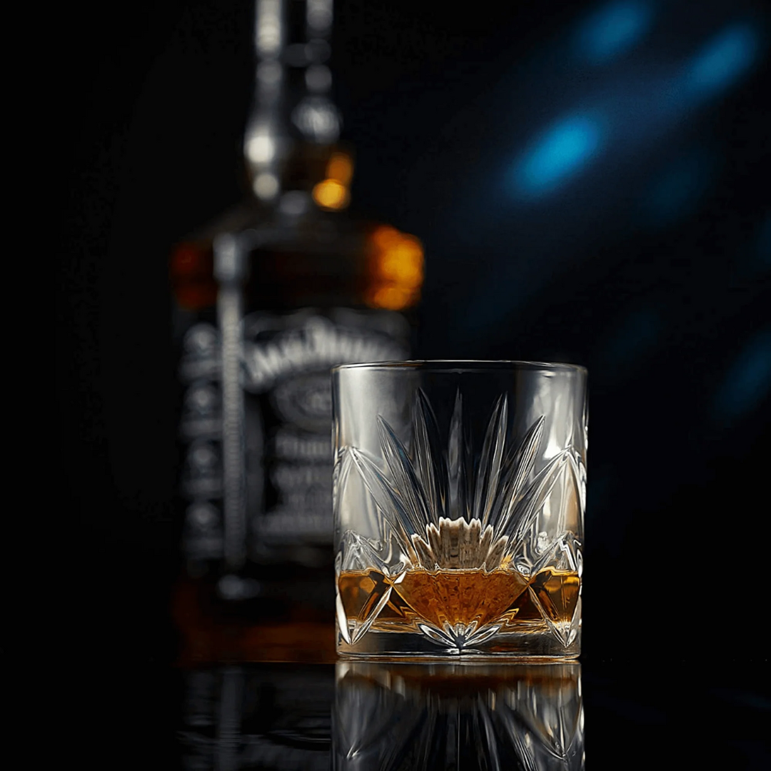 The Connoisseur’s Set with 2 Whiskey Crystal Palm Glasses