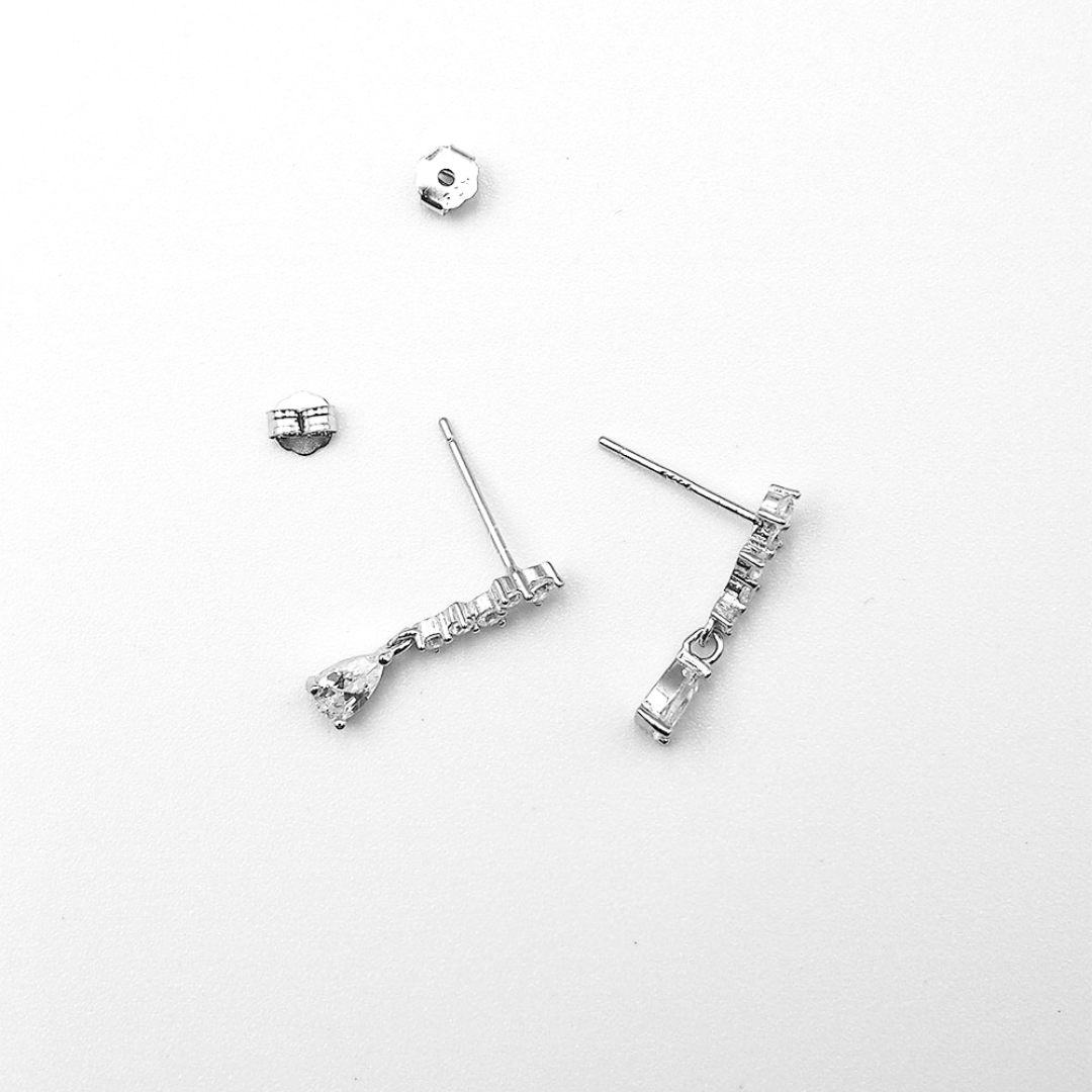 Arva Atlas Cascade Earrings in Silver (925 Silver)