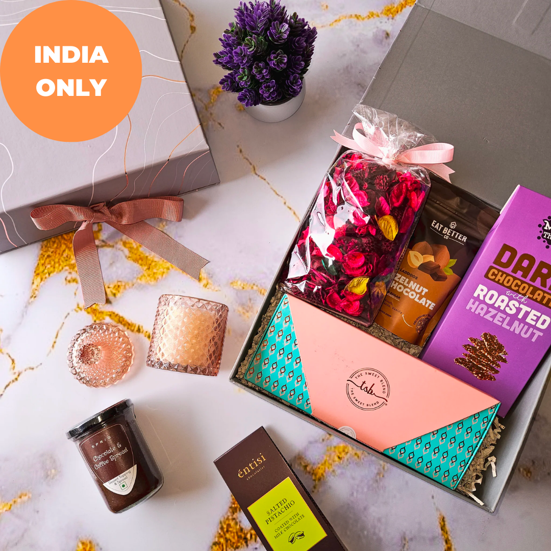 Buy/Send Specially Curated Luxury Gift Hamper For Her Online- FNP