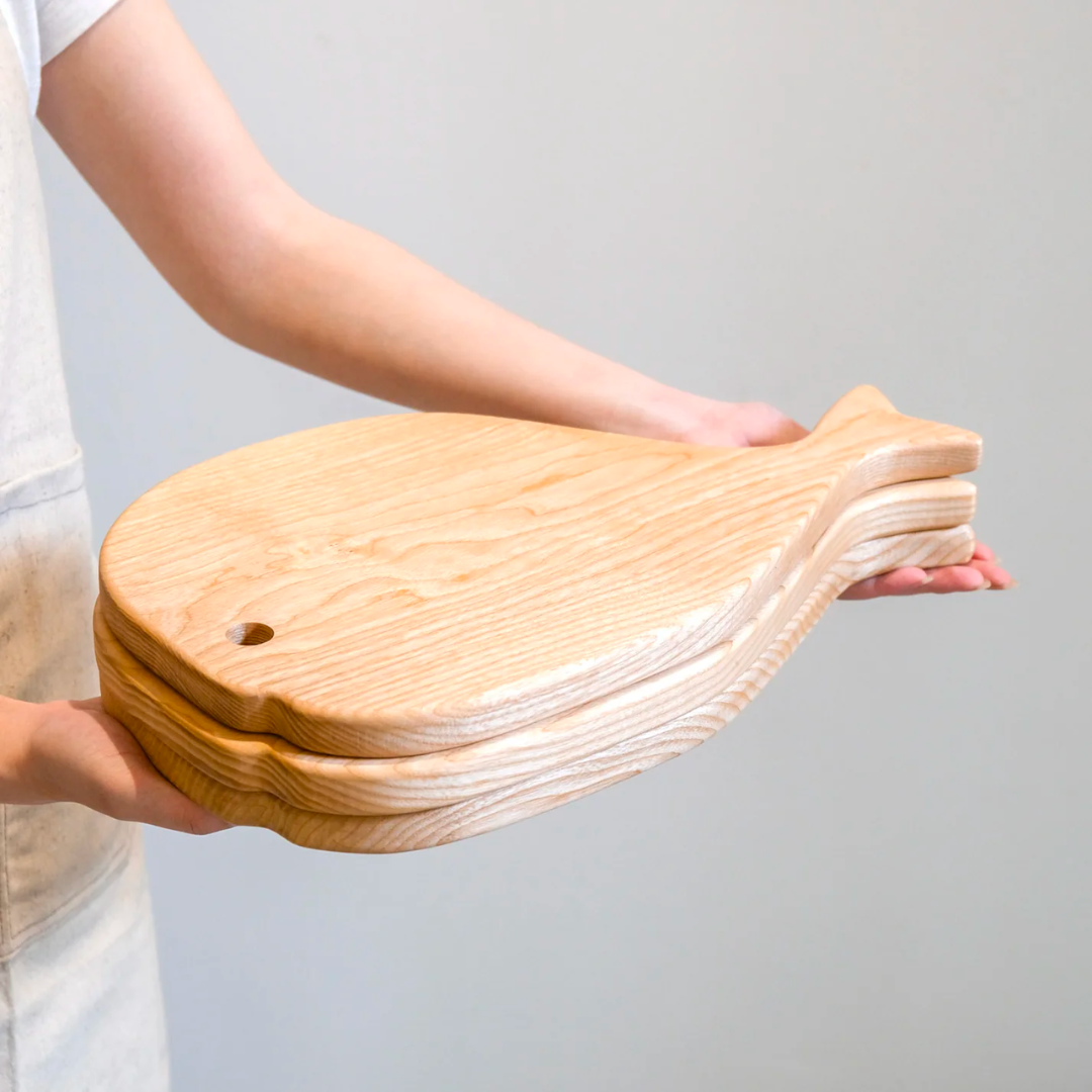 Maple Whale-Shaped Cutting Board [Vietnam only]